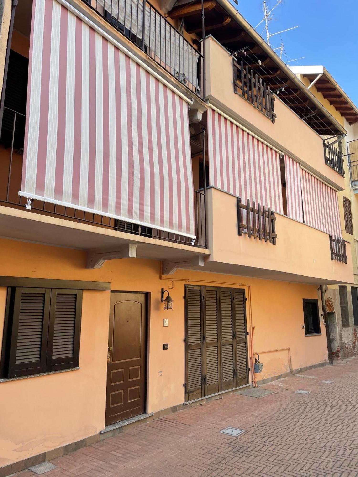 Court Inn Galliate Exterior photo